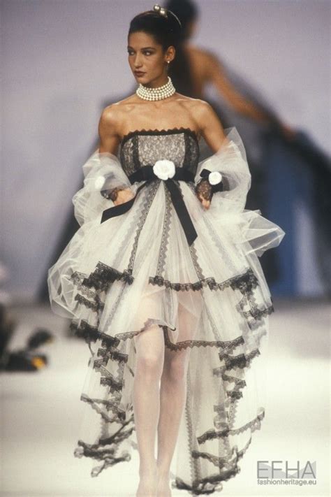 90s chanel couture|Chanel spring summer 1990 couture.